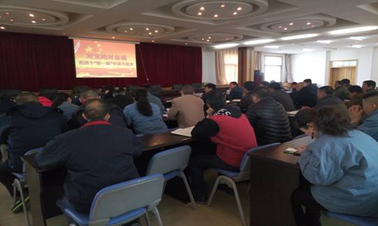 堅(jiān)定信念 對(duì)黨忠誠(chéng)，融會(huì)貫通 學(xué)以致用