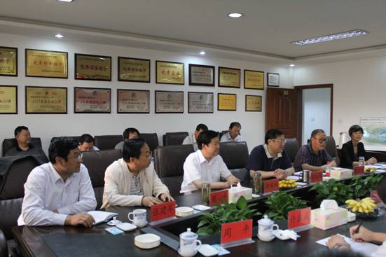 省委常委、副省長駱玉林實地考察物產(chǎn)集團“雙百”行動重點項目